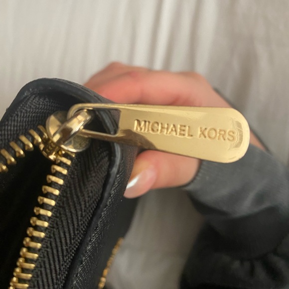 MK Black Wallet - Picture 5 of 5